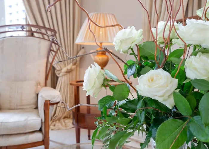 Ξενοδοχείο Miramar 5*